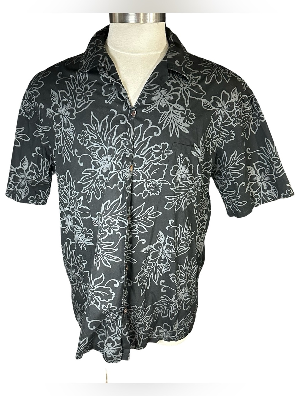 Vtg Aloha Republic Black Gray Floral Hawaiian Made Button Up Shirt Sz XL Cotton